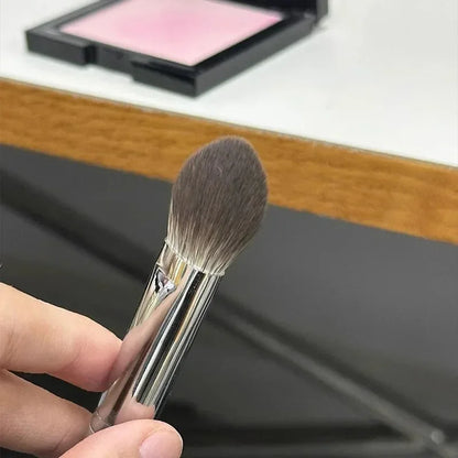 1/2PCS Peach Heart Blusher Brush Lille flad Præcis børste til pulver, fløde og flydende rødme