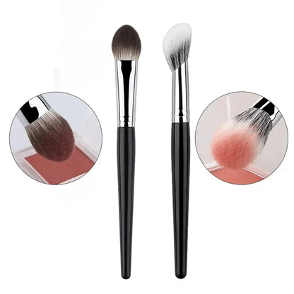 1/2PCS Peach Heart Blusher Brush Lille flad Præcis børste til pulver, fløde og flydende rødme