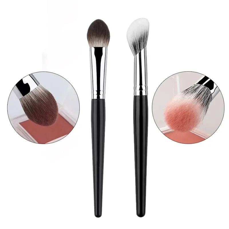 1/2PCS Peach Heart Blusher Brush Lille flad Præcis børste til pulver, fløde og flydende rødme