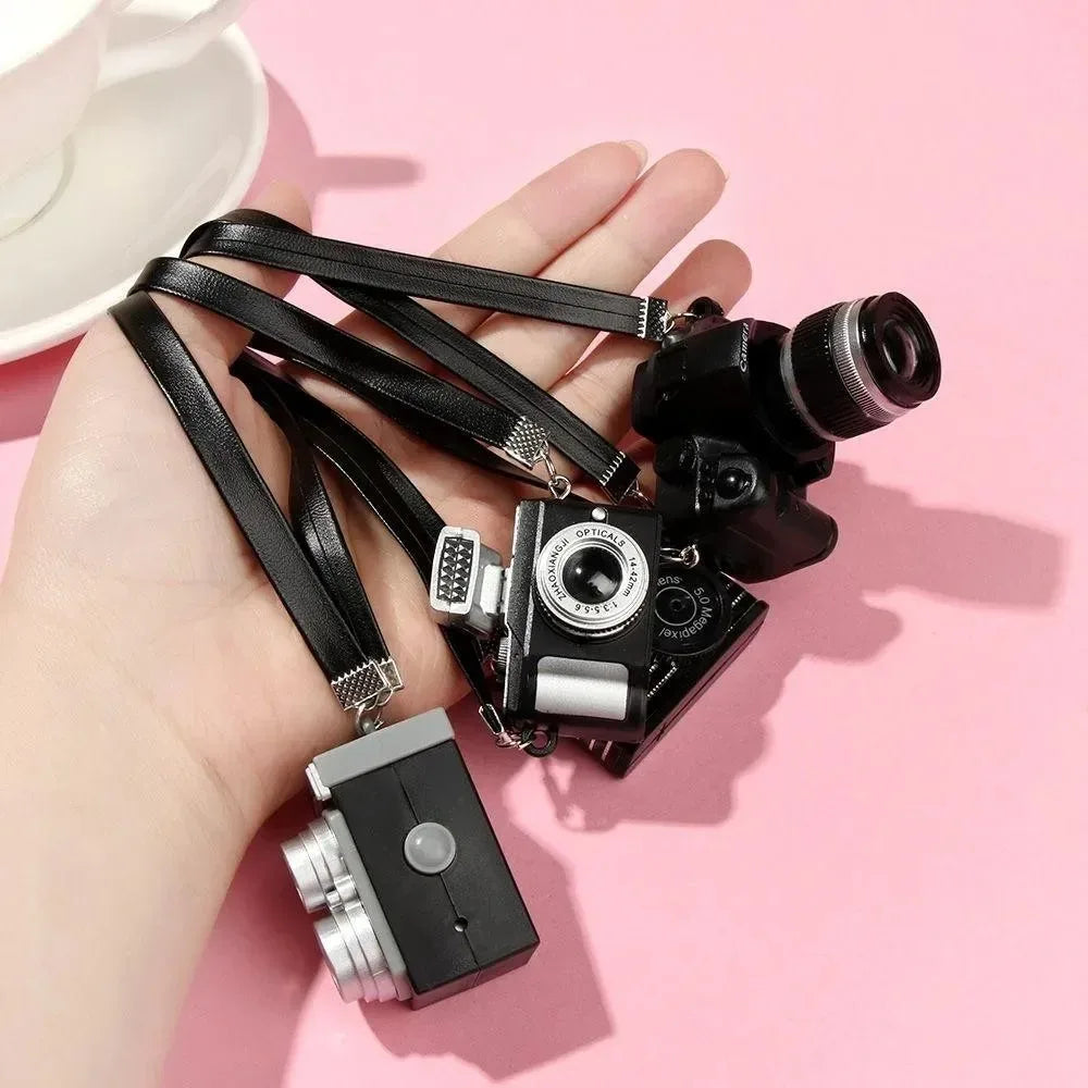 1Pc Miniature Digital SLR Kamera til dukkehus Dollhouse Doll Accessory til Labubu og forstyrret Duck Dolls